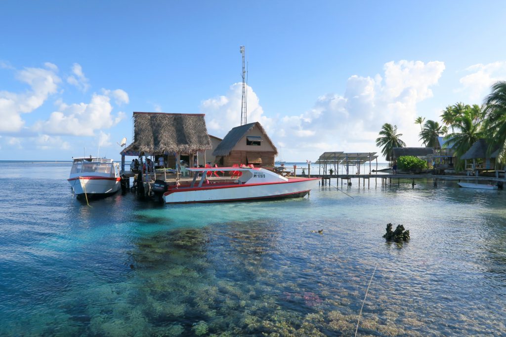 Tetamanu Diving Village Fakarava - French Polynesia